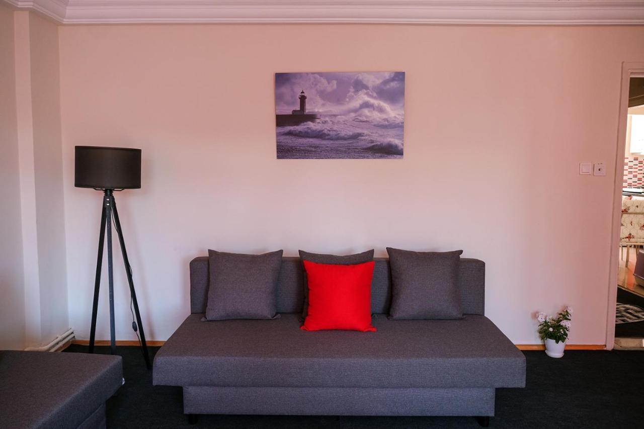 Appartamento 3+1 New Kadikoy Entire Flat Furnished For Rent In The Heart Of Kadikoy! *